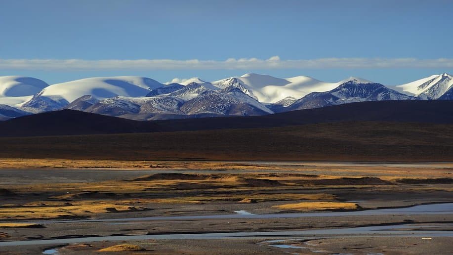 Snow-covered mountain landscape on the Tibetan Plateau