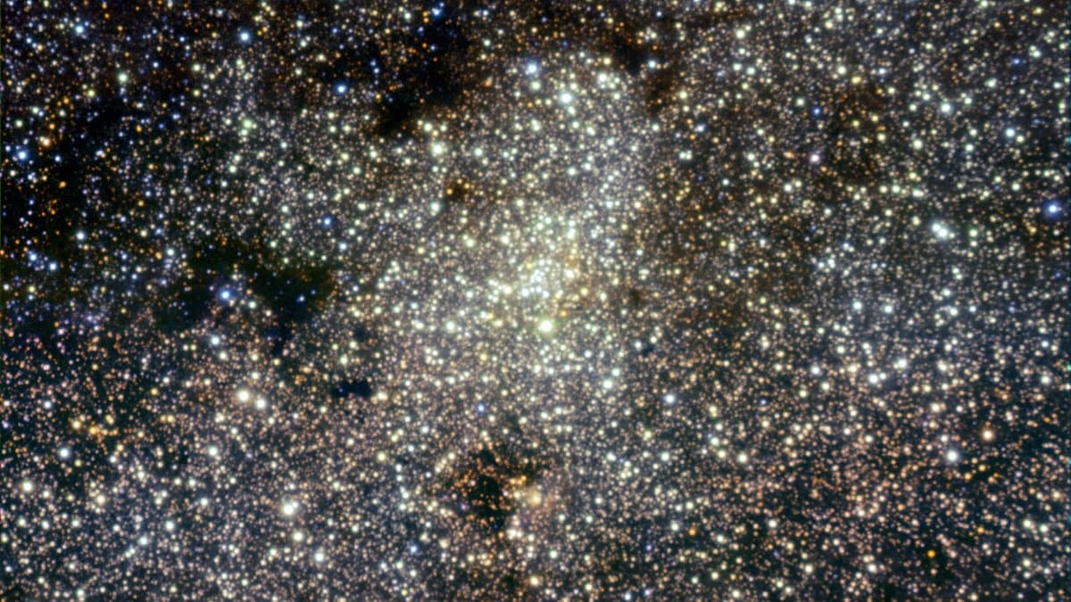 Dense field of stars imaged in infrared light at the centre of the Milky Way, the region that contains the black hole Sagittarius A*.